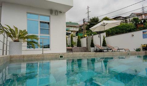 White House (Вайт Хаус)