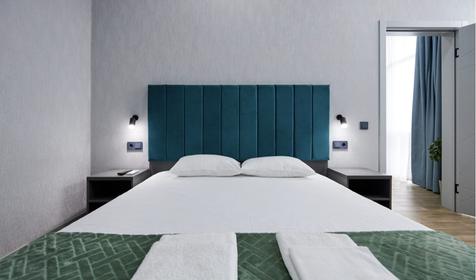 Трехместный люкс