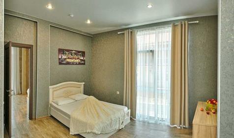 Двухкомнатный люкс, вместимость до 7 человек