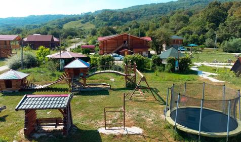 Горное озеро от Травел Хотелс Антураж