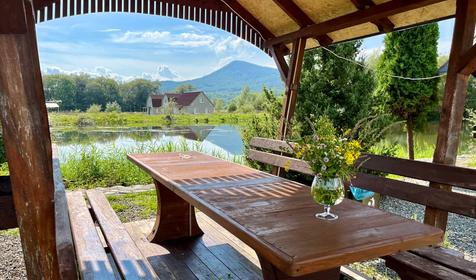 Горное озеро от Травел Хотелс Антураж