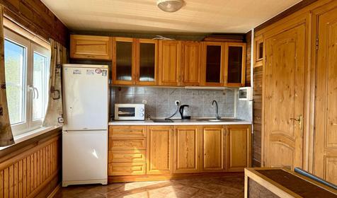 Пятиместный двухуровневый с кухней