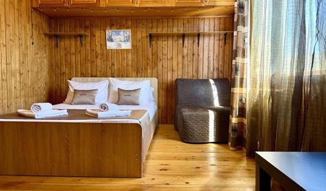 Пятиместный двухуровневый с кухней