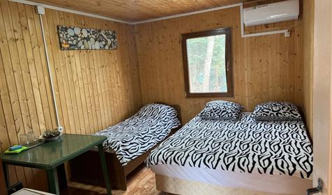 Домики-вагончики (трехместные)