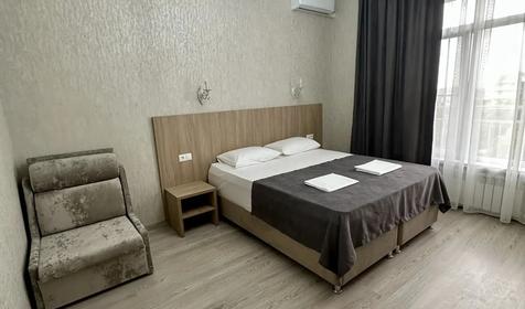 Комфорт трехмстный с балконом