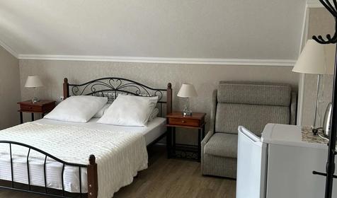 Четырехместный люкс с балконом №9