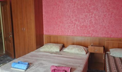 Пятиместный номер (фронтальный вид на море)