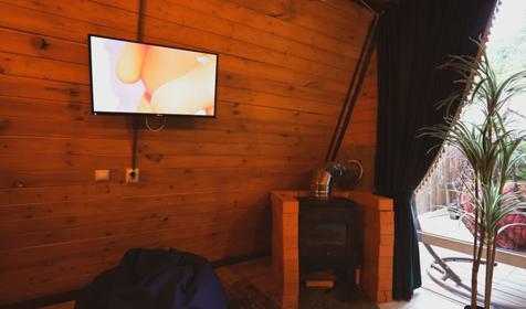 A‑фрейм с панорамами, джакузи и горячим чаном