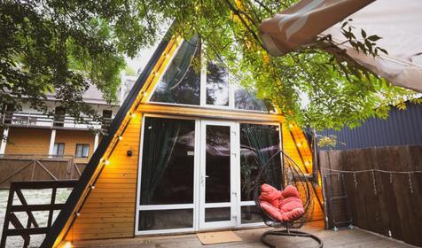 A‑фрейм с панорамами, джакузи и горячим чаном