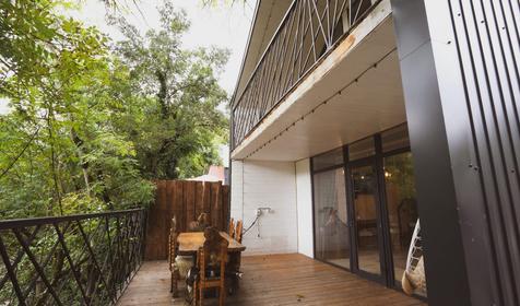 Барнхаус с тёплым бассейном и балкон над каньоном