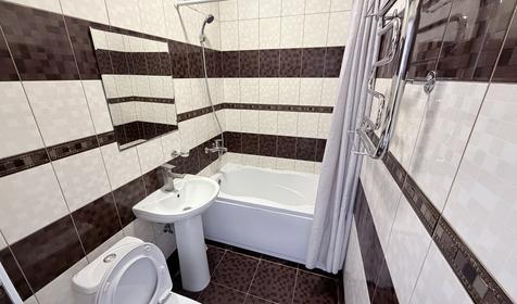 Улучшенный двухместный с балконом и видом на горы и бассейн